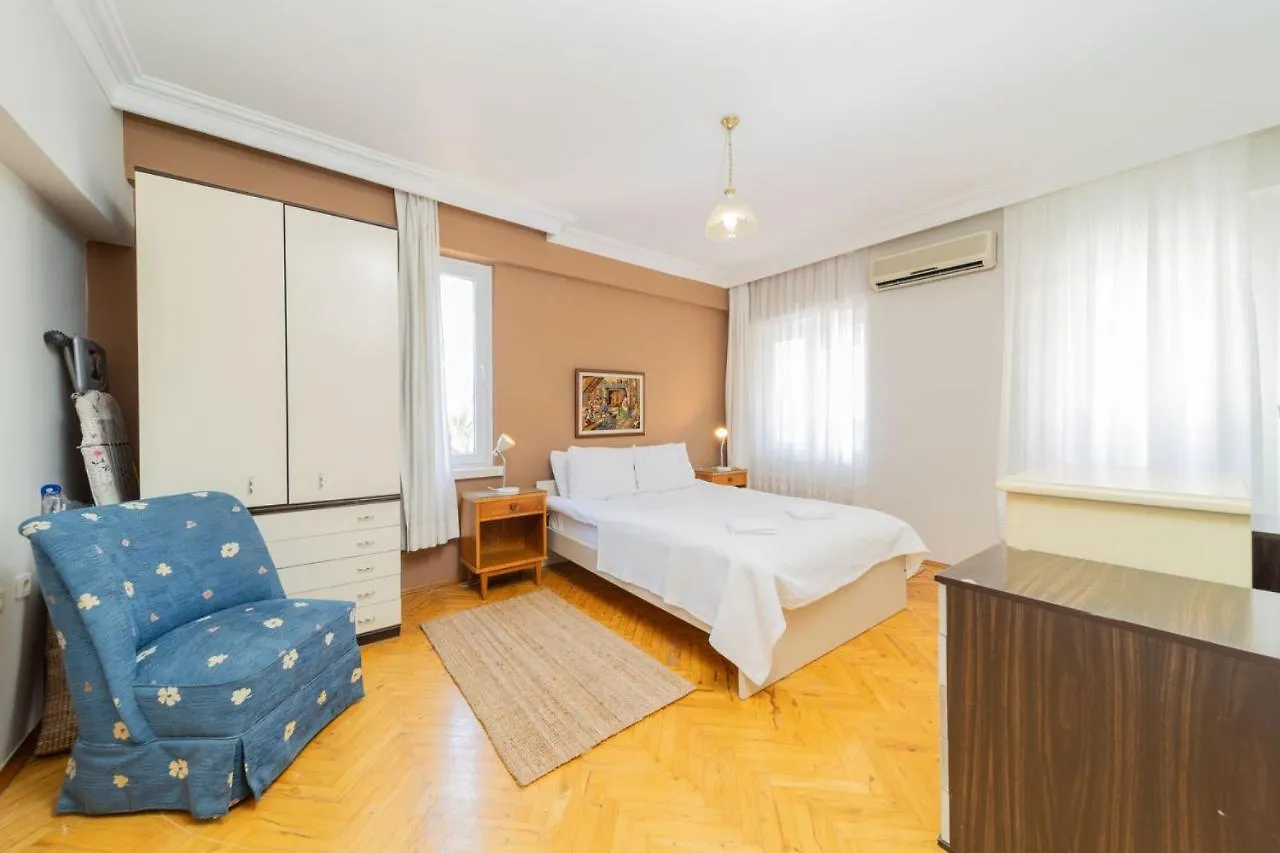 Flat W Balcony Fireplace 5 Min To Beach In Antalya Apartment