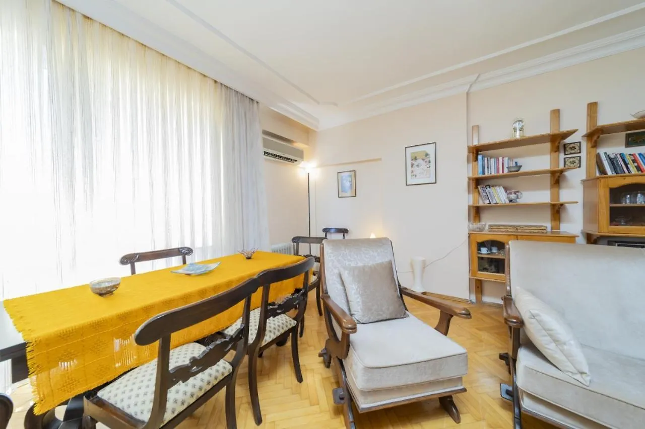 Flat W Balcony Fireplace 5 Min To Beach In Antalya公寓 土耳其